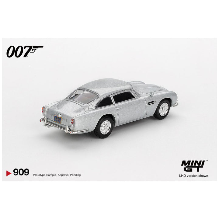 Mini GT Blister #909: Aston Martin DB5 “Casino Royale” 1:64 Scale