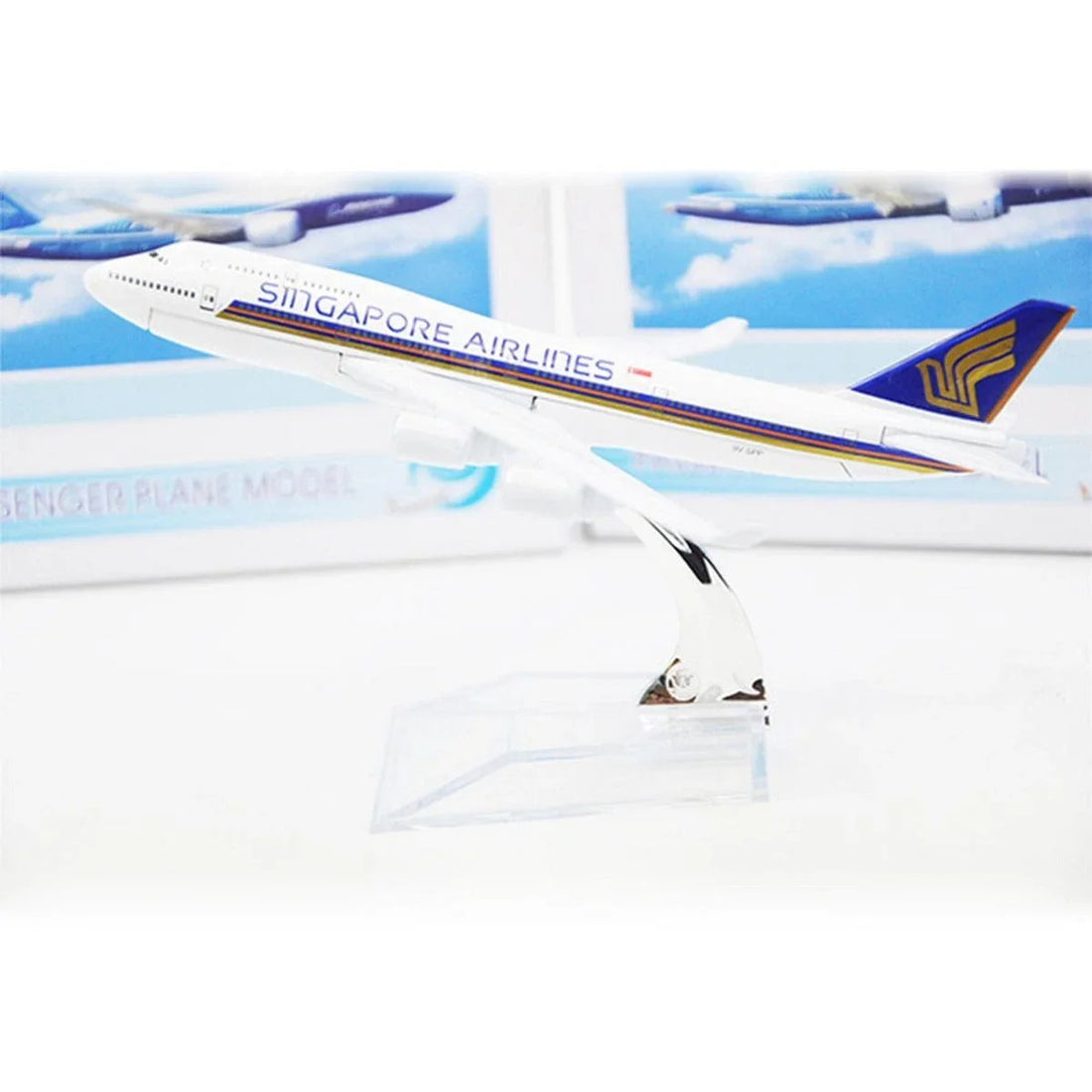 Aircraft Model Diecast Alloy Metal Singapore Airlines/Airways Airbus A380 16 cm (Code-111)