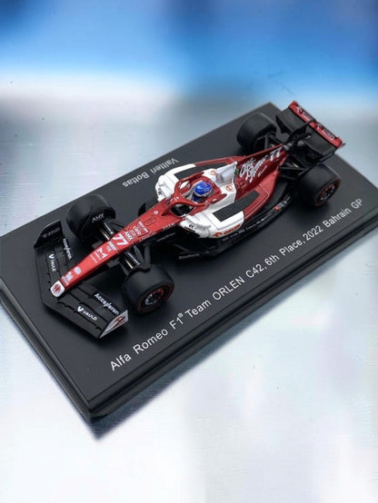 Sparky "Alfa Romeo F1 Team ORLEN C42 #77 Die-Cast Model Car – 2022 Bahrain GP 1:64 Scale