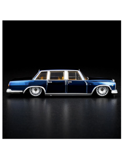 HotWheels Mercedes-Benz 600 RLC 1:64 Scale (With Acrylic Case)