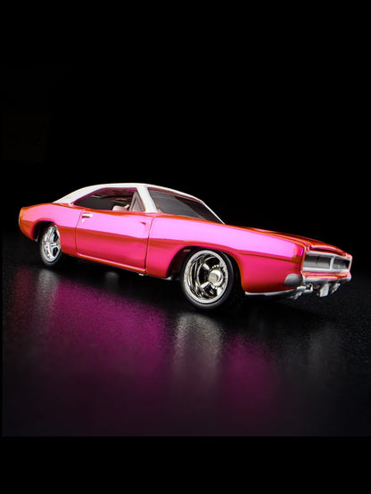 HotWheels Club Exclusive 1969 Dodge Charger R/T RLC 1:64 Scale (With Protector)
