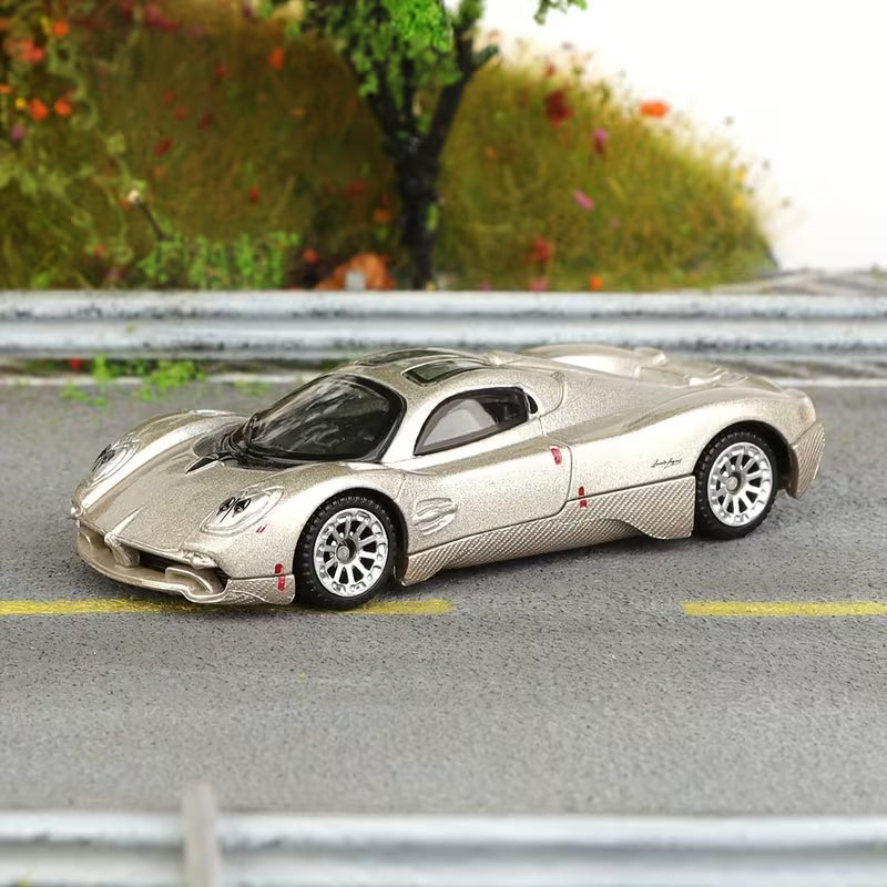 CCA PAGANI UTOPIA Die Cast  Car ( S24-01)Premium Alloy Model Car 1:64 Scale S24-01