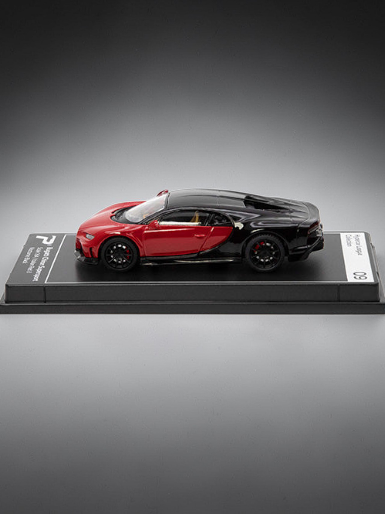 Postercars Bugatti Chiron Supersport 1:64 Scale-Premium / Italian Red & Nocturne Black Diecast Collector Model No 09.