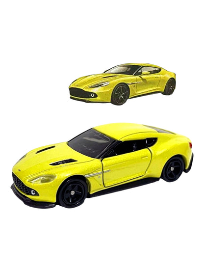 Takara Tomy Tomica Aston Martin vanquish zagato 1:62 scale