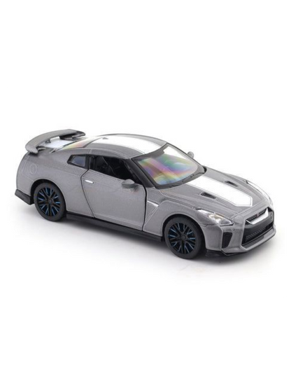 Nissan GT-R (R35) 50th Anniversary Edition 1:32