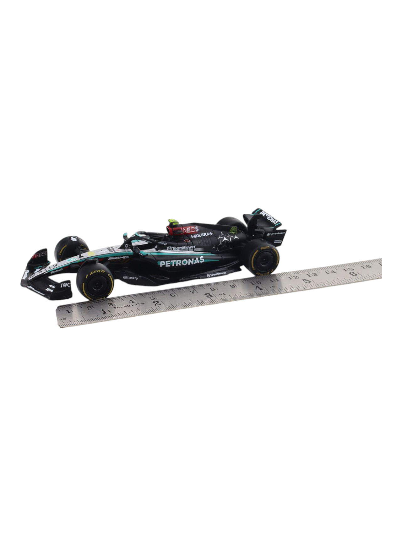 Bburago MERCEDES AMG PETRONAS 2024 Formula 1 (F1) W15 E Performance no 44 Lewis Hamilton 1:43 Scale (With Acrylic Case)