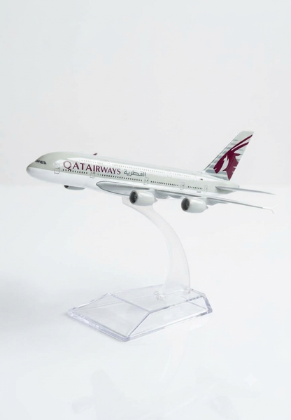 Aircraft Model Qatar Airways Airbus A380 Diecast metal 16cm, With Display Stand Airplane Model