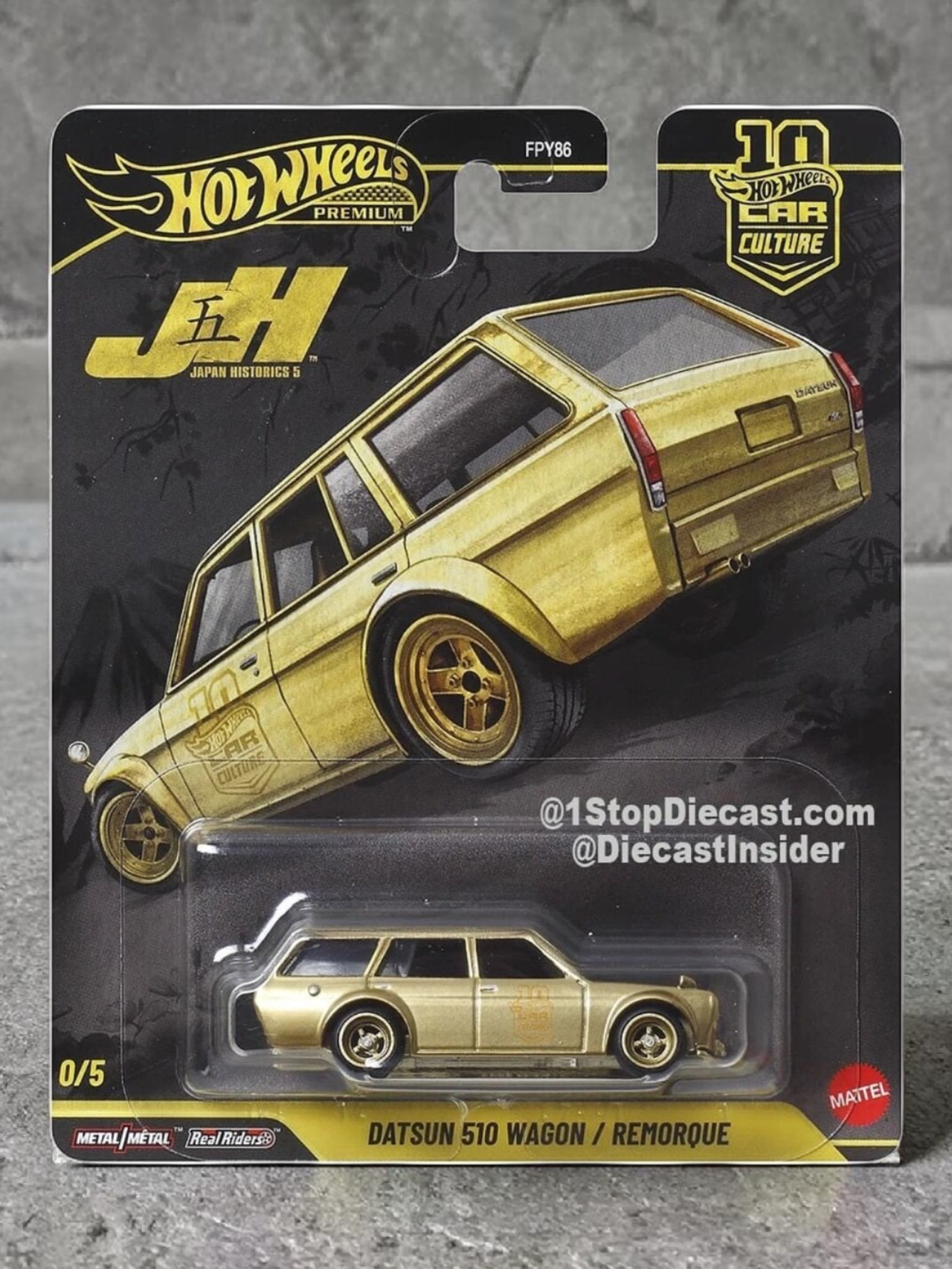 HotWheels Datsun 510 Wagon / Remorque Japan Historics Imported Premium 1:64 Scale ( With Protector ) Chase rlc