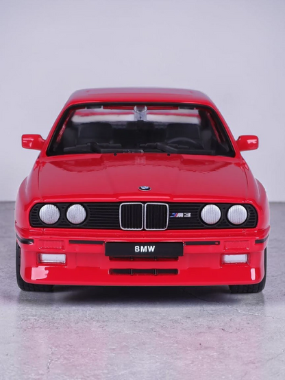 Bburago 1988 BMW 3 Series M3 Important 1:24 Sca