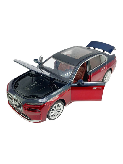 CCA BMW i7 1:24 Scale Diecast