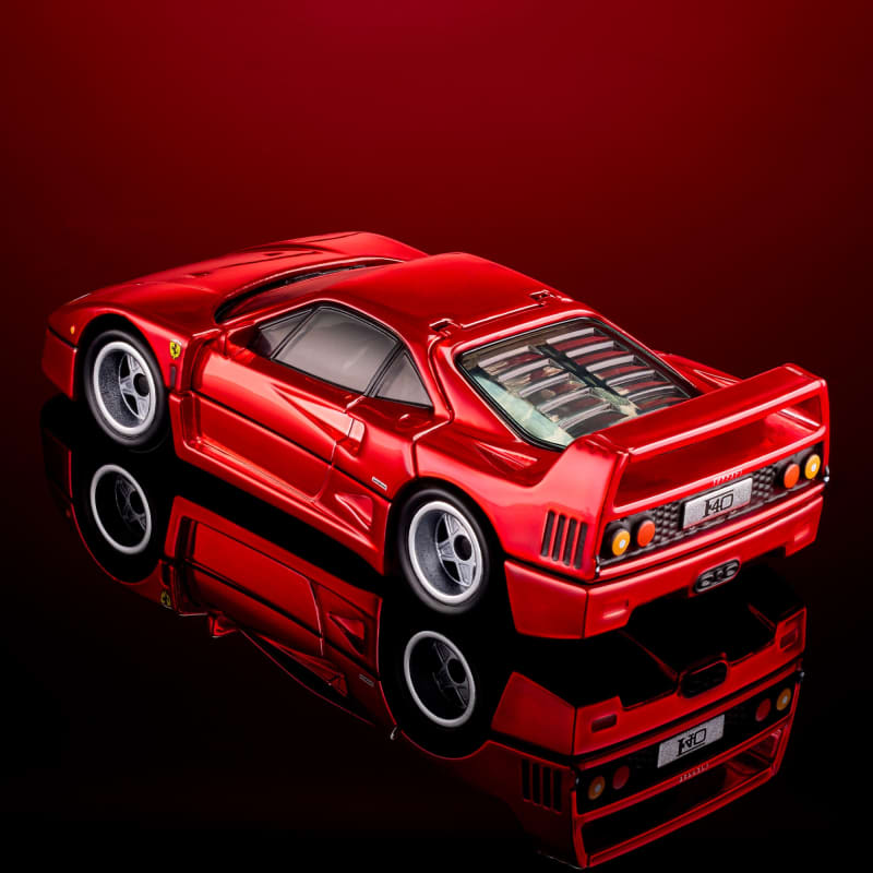HotWheels RLC Ferrari F40 Sports Car With Diteling Diecast Model 1:64 Scale Color -Red Line Club Opening Rear Clamshell With Engine Detail And Front Bonnet Premium Car