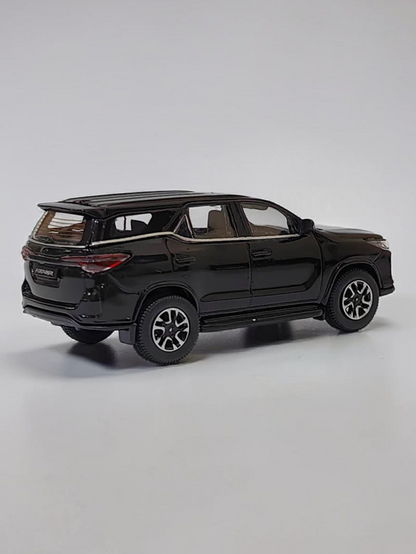 Para64 Toyota Fortuner Attitude Black Imported 1:64 Scale