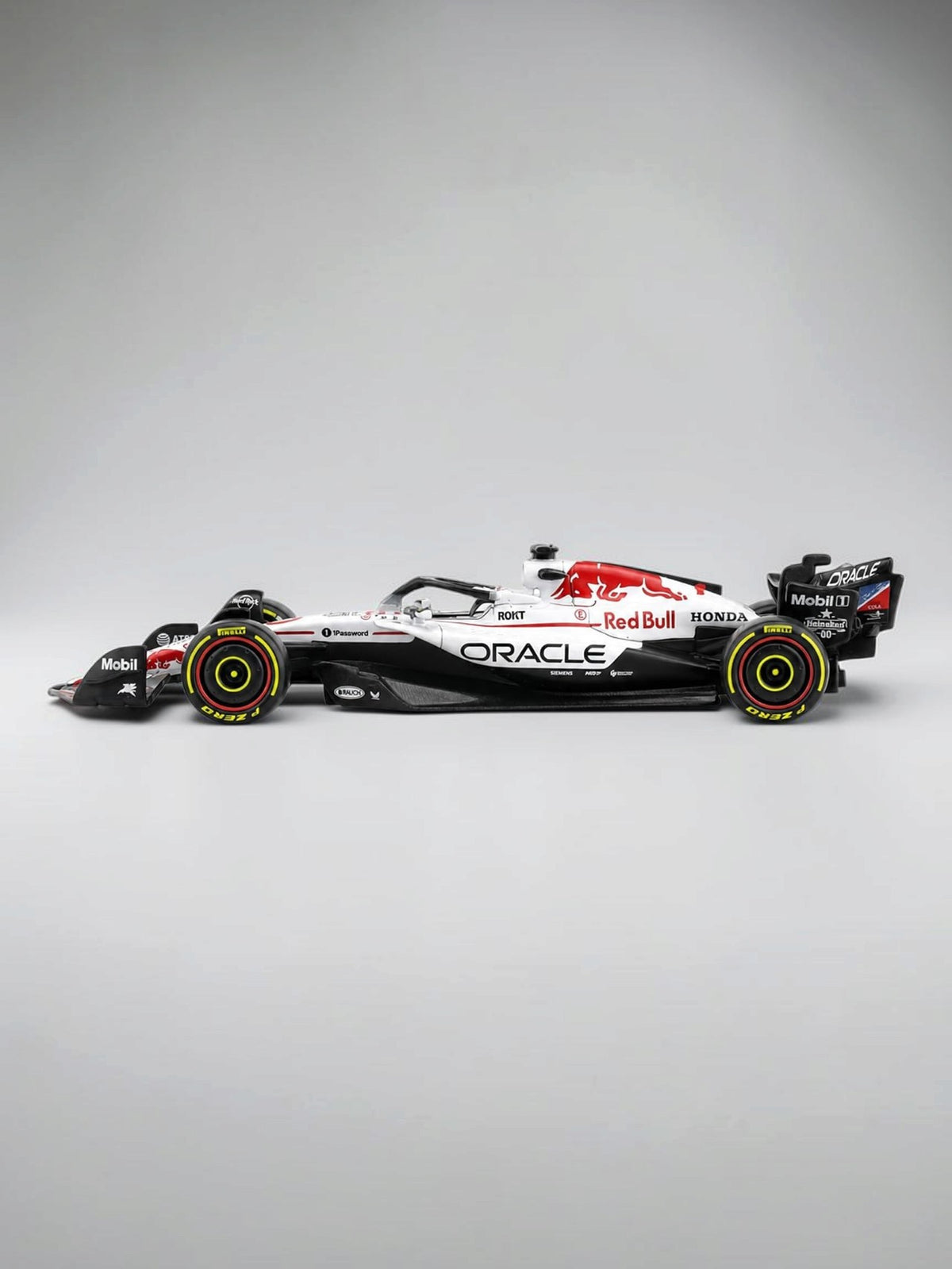 Bburago "Oracle Red Bull Racing RB21 (#1) Japan GP Livery | Max Verstappen Collectible F1 Die-Cast Model 1:43 Scale