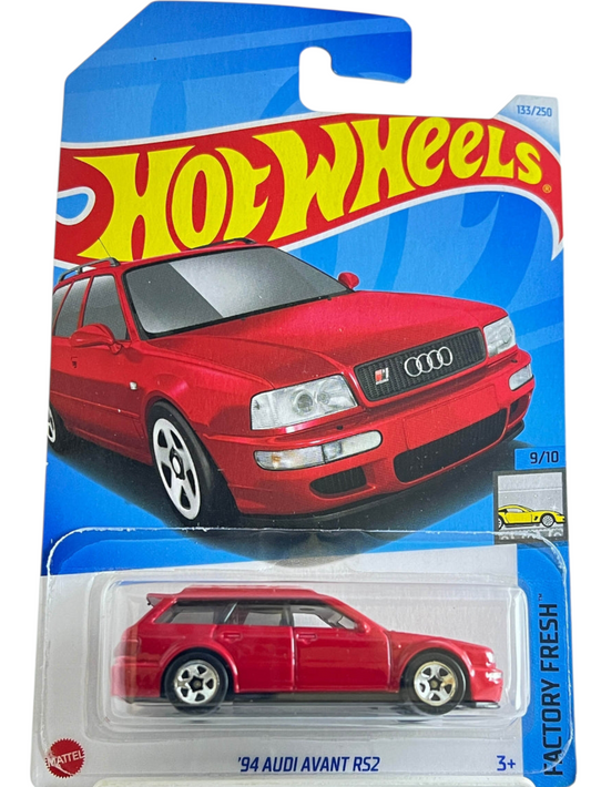 Hotwheels 94 Audi Avant RS2 Imported Mainline 1:64 Scale HTC54-N7C5