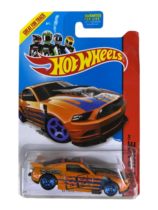 Hot Wheels 13 ford mustang imported mainline 1/64 Scale