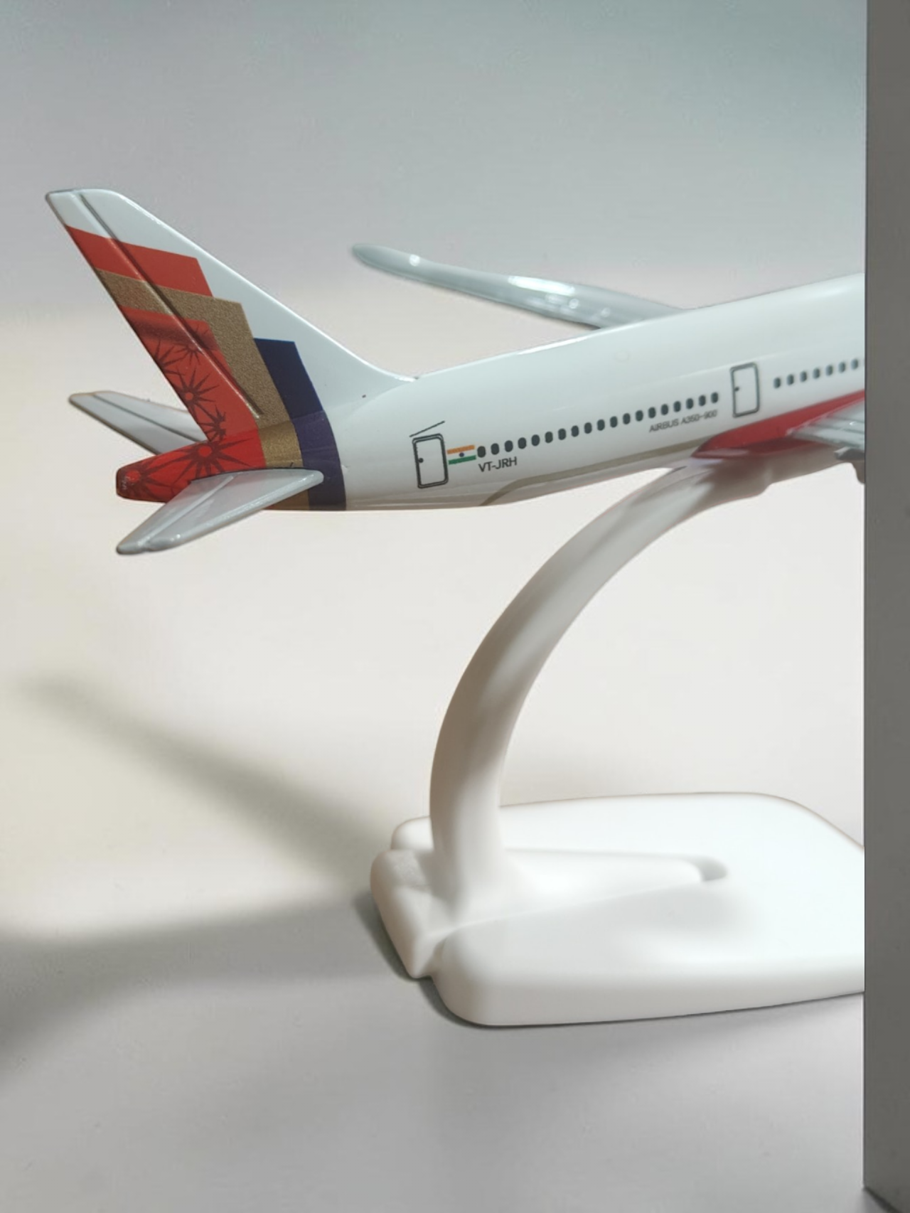 Aircraft Air India Airbus A350-900 VT - JRH Airplane Diecast Metal Display Stand With Landing Wheels 20cm Scale (No.326)