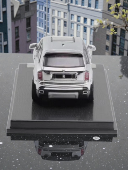 SC ART Luxury Rolls-Royce Cullinan Diecast Car 1:64 Scale Collectors Edition