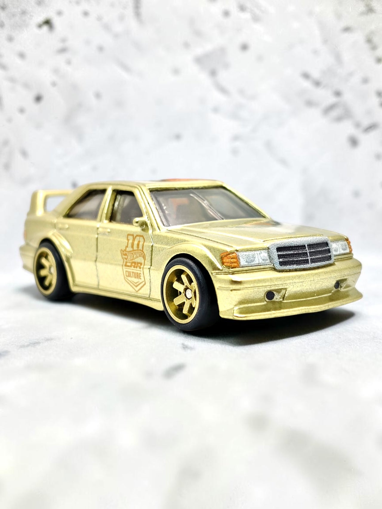 Hotwheels Modern Classics 'Mercedes-Benz 190E 2.5-16 EVO II Chase 0/5 Imported Premium | 1:64 Scale
