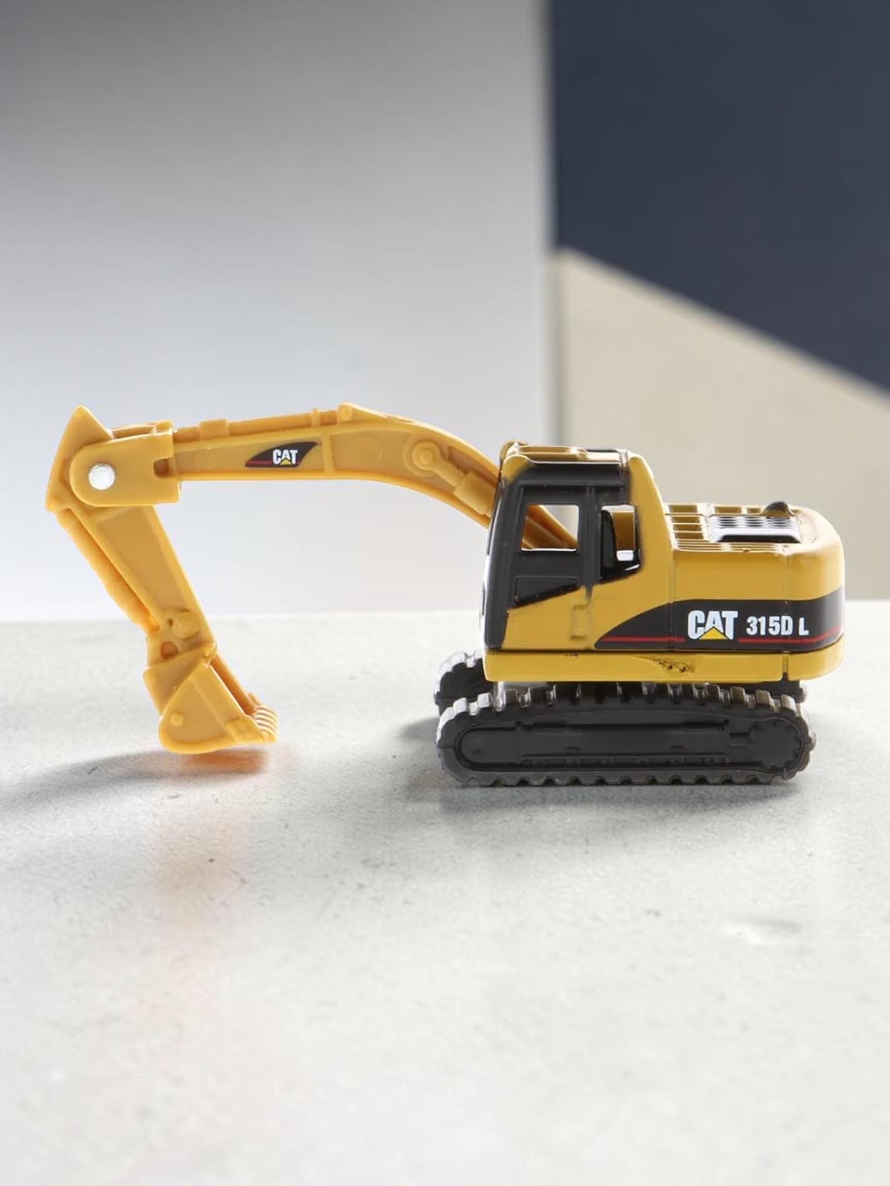 CAT 315D L Excavator 1:86 Scale Diecast Model | Construction Mini Series | Premium Collectible Vehicle