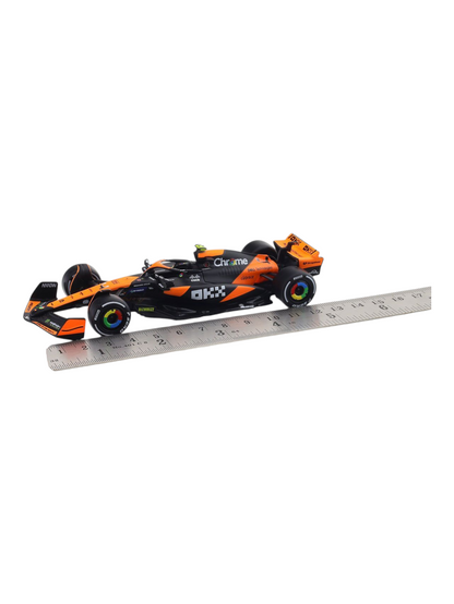 Bburago Formula 1 (F1) MCLAREN MCL38 2024 Lando Norris-MIAMI GP 1:43 Scale Model (with Acrylic Case)