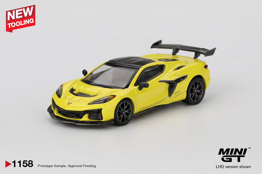 Mini GT No.1158 Chevrolet Corvette ZR1 Accelerate Yellow 1:64 Scale Diecast Model ( Box/Blister)