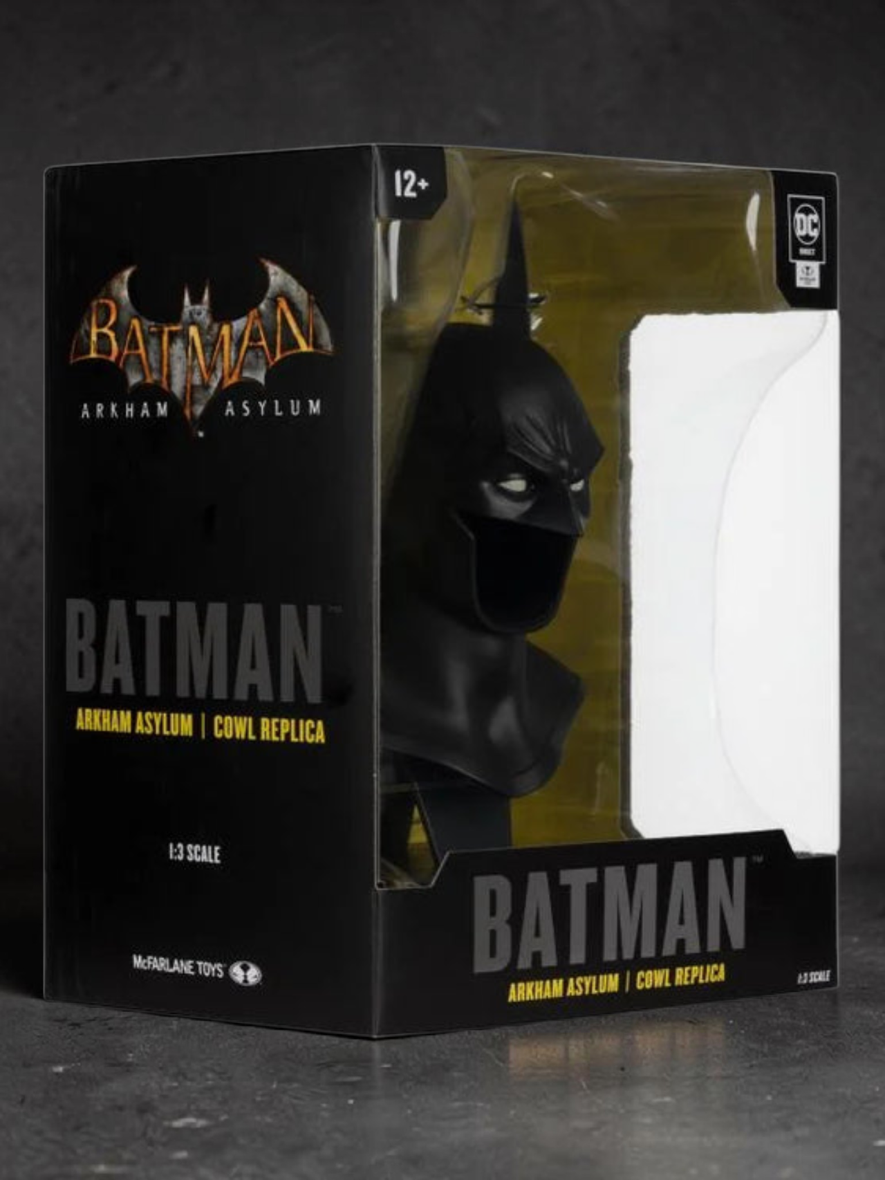 Batman Mcfarlane DC Direct Batman: Arkham Asylum Batman Cowl 1:3 Scale Replica