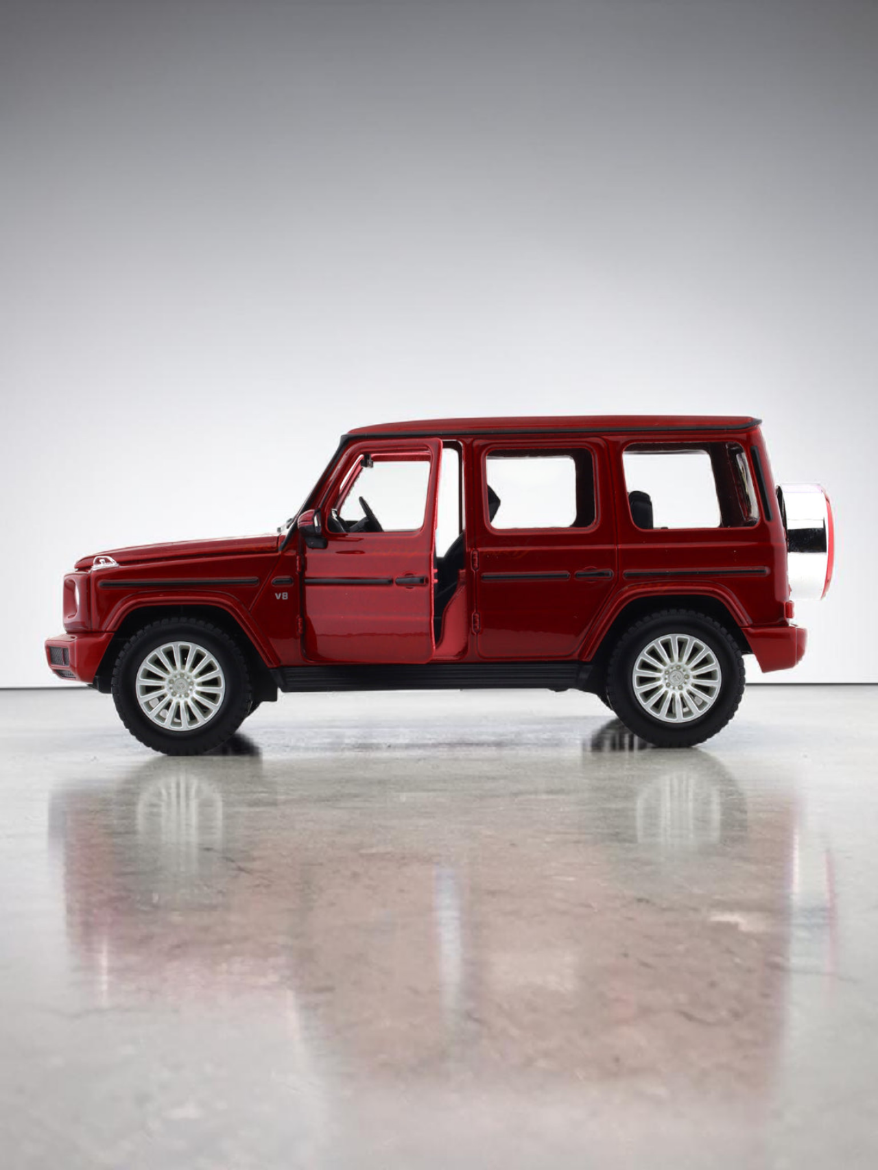 Maisto 2019 Mercedes benz G Class Imported 1:25 Scale die-cast Model