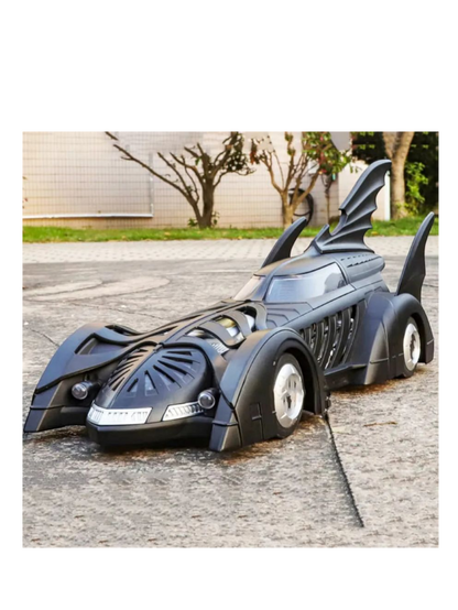 QY Toys Batman Forever 1995 Batmobile 1:18 Scale (Official Licensed Product)