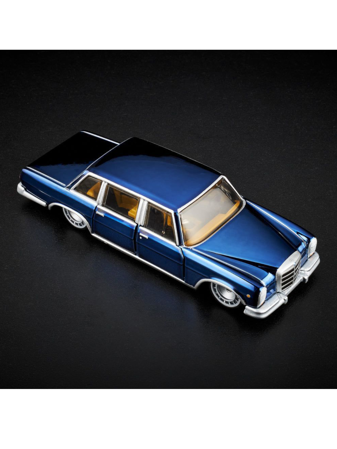 HotWheels Mercedes-Benz 600 RLC 1:64 Scale (With Acrylic Case)