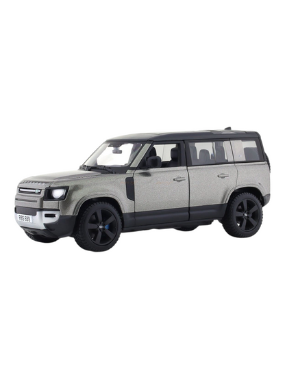 Bburago 2022 Land Rover Defender 110 ( 1:24 Scale )