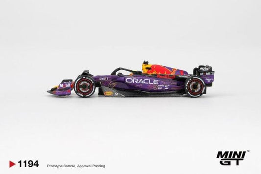 Mini GT (No.1194) Oracle Red Bull Racing RB19 #1 Max Verstappen 2023 Diecast Model 1:64 Scale Box / Blister