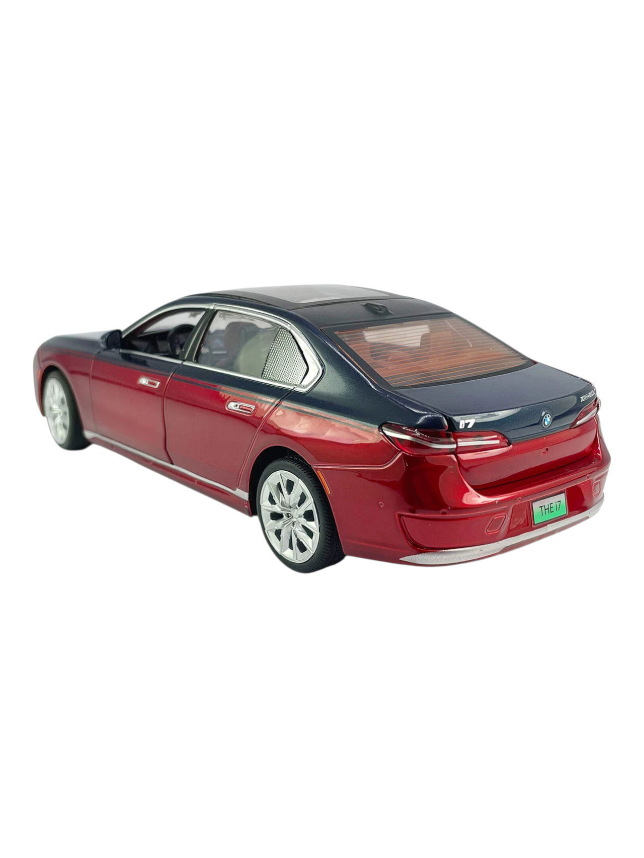 CCA BMW i7 1:24 Scale Diecast