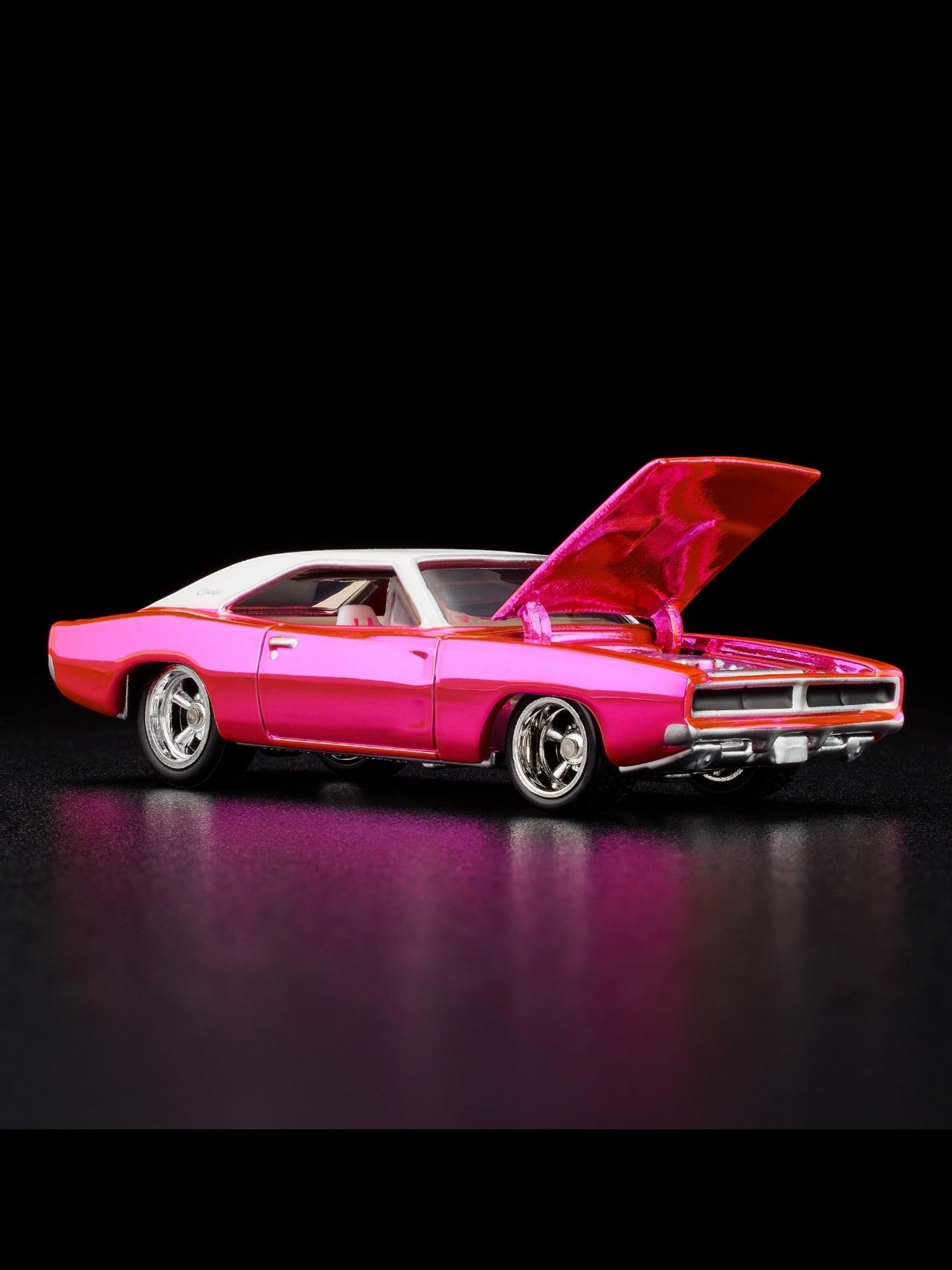 HotWheels Club Exclusive 1969 Dodge Charger R/T RLC 1:64 Scale (With Protector)