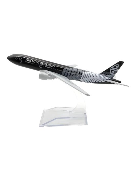 Aircraft Model Air New Zealand Western Era Black New Airplane Zealand B747 16cm (Code 141)