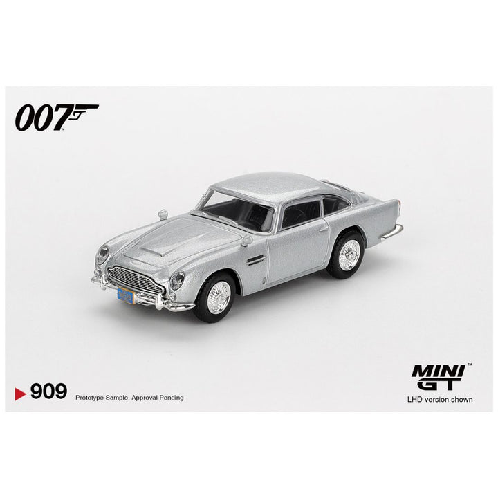 Mini GT Blister #909: Aston Martin DB5 “Casino Royale” 1:64 Scale