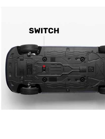 CCA BMW i7 1:24 Scale Diecast