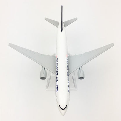 Aircraft Model Singapore Airlines Boeing 777 Model Airplane Metal Diecast 16cm (code 143)