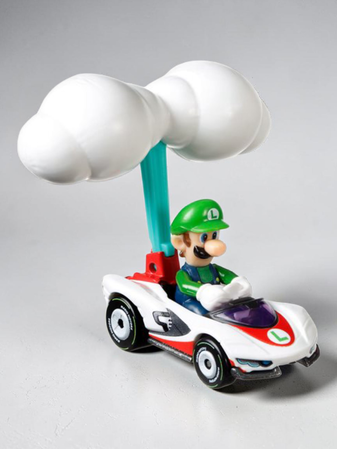 HotWheels Mariokart series Luigi Standard kart Imported 1:64 Scale