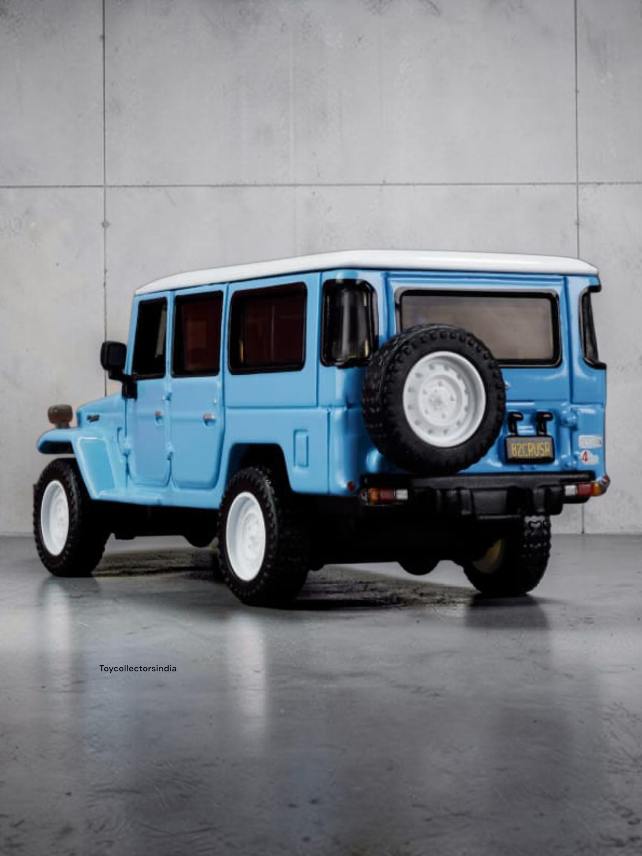HotWheels Elite 64 Mod Shop 1982 Custom Toyota Land Cruiser Fj45 Troopy Imported 1:64 Scale Diecast Model Car rlc