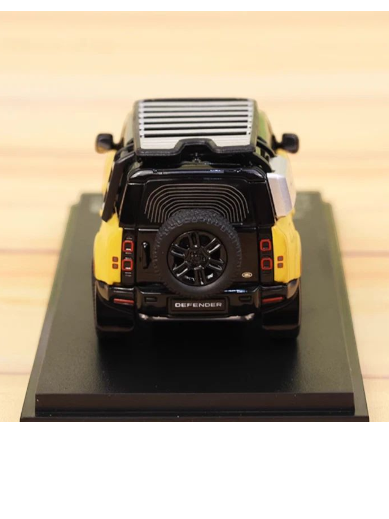 AR Box Land Rover Defender 110-2022 Trophy Edition Premium Diecast 1:64 Scale