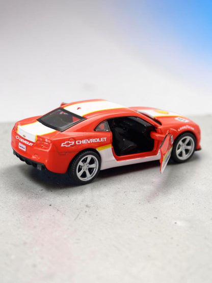 CCA 1:43 Chevrolet Camaro SS Shell Helix Ultra Racing Edition Diecast Model Car – Red/White