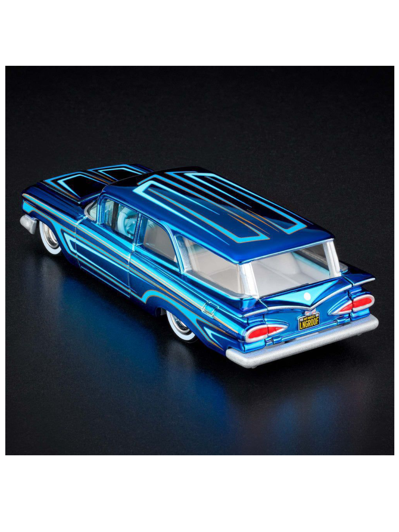 HotWheels Chevrolet 1959 Brookwood RLC 1:64 RLC (With Acrylic Case)