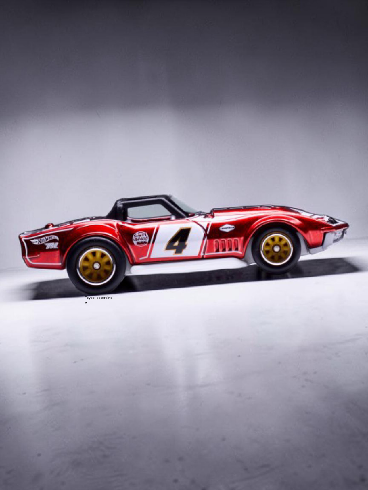 HotWheels '69 Corvette Racer ( Super Treasure Hunt  ) Imported 1:64 Scale