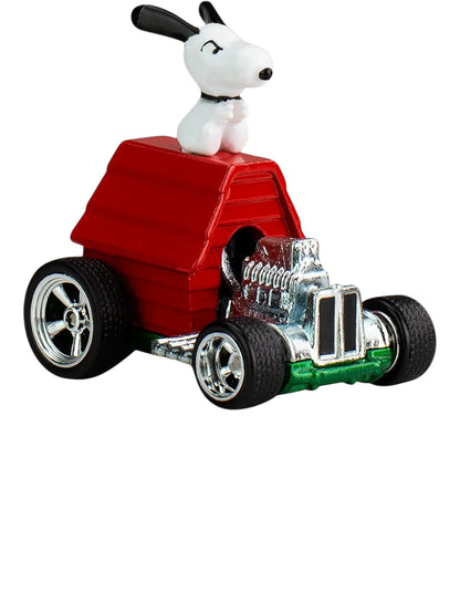 Hotwheels pop culture peanuts Snoopy imported premium 1:64 Scale