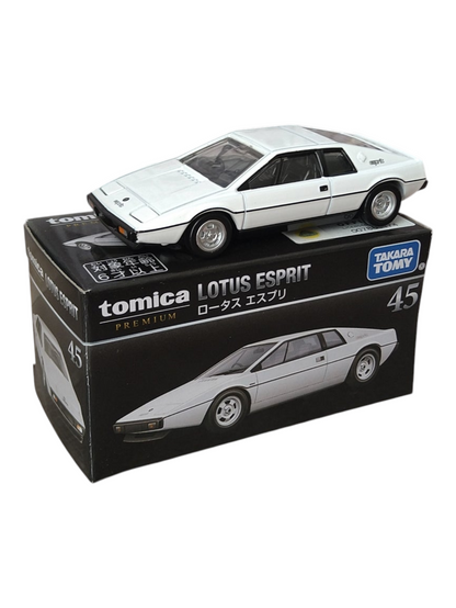 Takara Tomy Tomica Lotus Esprit no-45 (box damaged)1:64 Scale