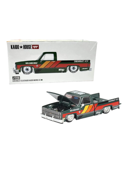 Mini GT Silverado diecast 