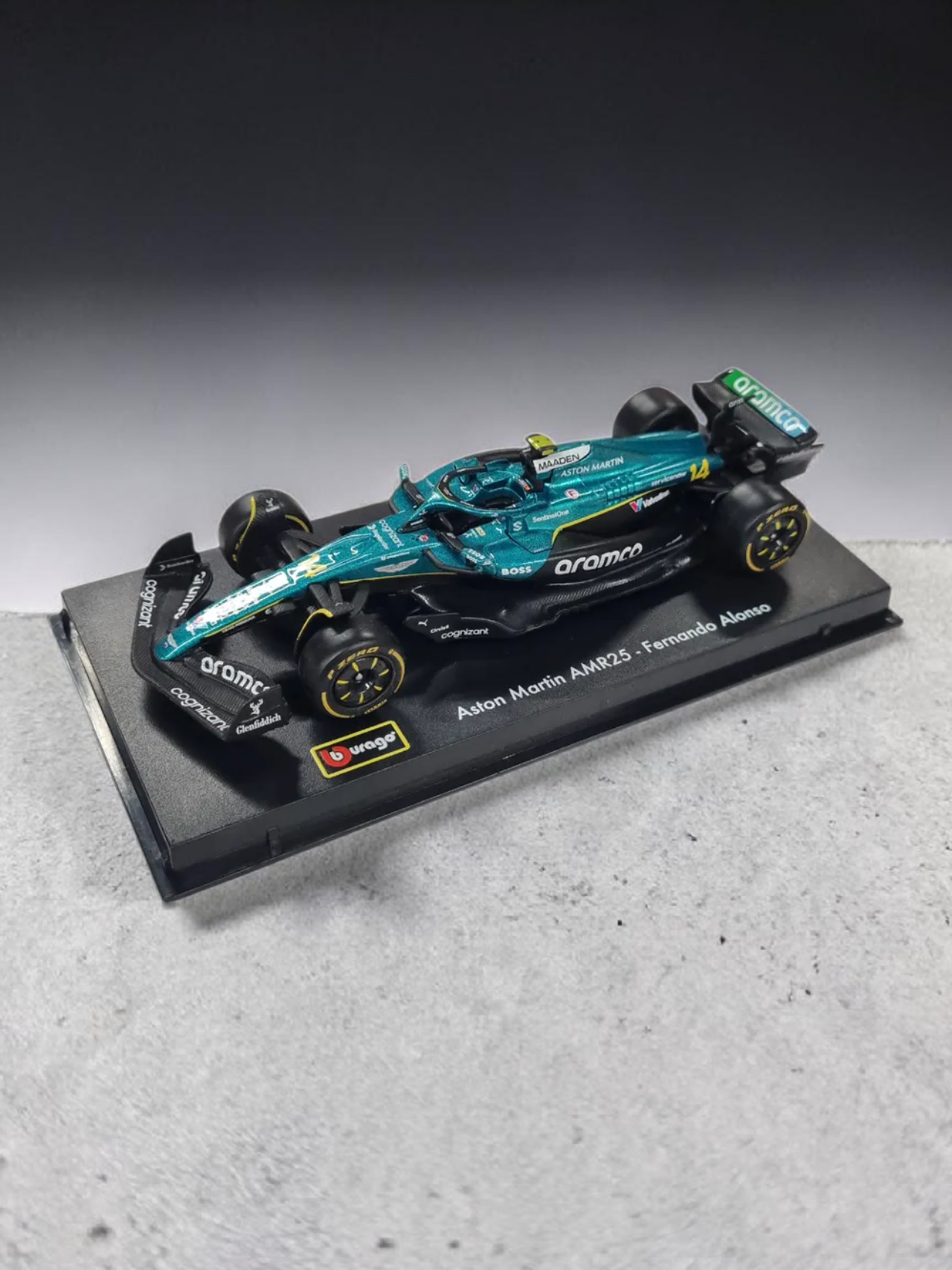 Bburago Aramco 'Aston Martin AMR25 - Fernando Alonso No.14 Formula 1 Imported Diecast 1:43 Scale