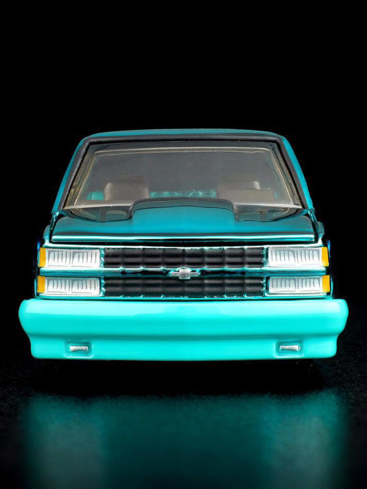 HotWheels 1990 Chevy 454 RLC 1:64 Scale (With Protector)
