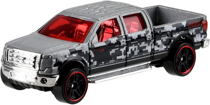 HotWheels 2009 ford f-150 ( card damaged car mint condition ) Imported Mainline 1:64 Scale