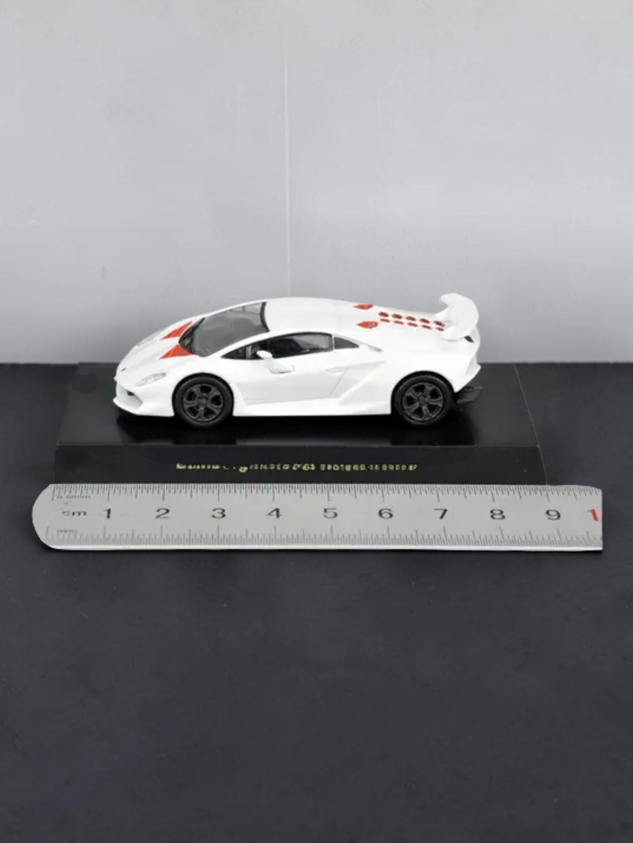 Kyosho Lamborghini sesto Elemento Imported 1:64 Scale